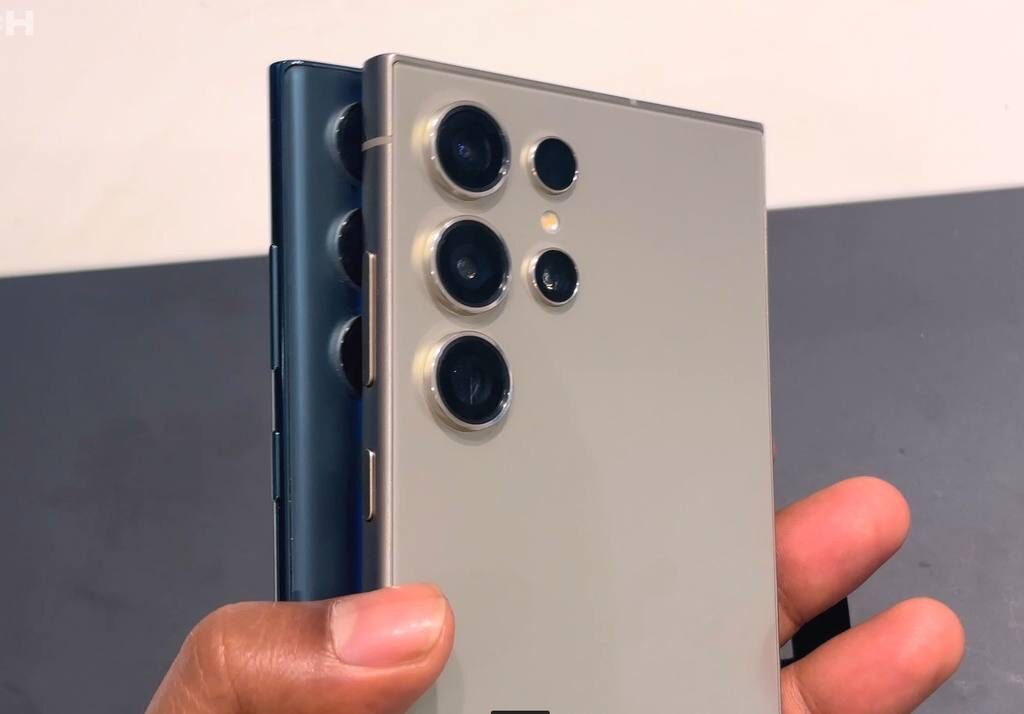Galaxy S22 Ultra Armor Aluminum frame vs Galaxy S24 Ultra Titanium frame difference 