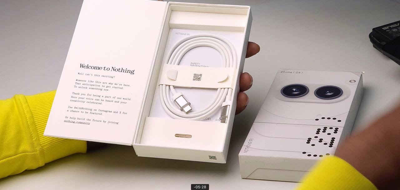 Unboxing nothing phone 2a​